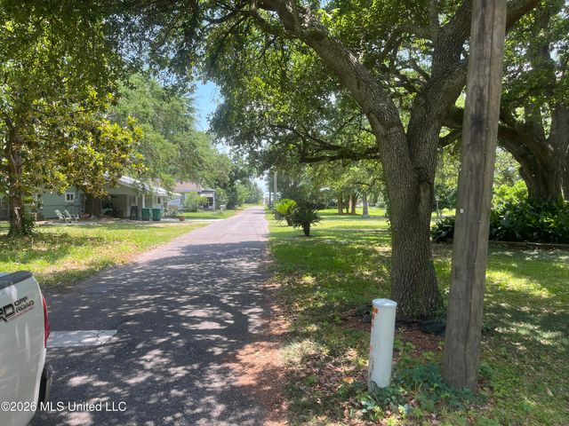 241 Walston Avenue, Gulfport, MS 39507
