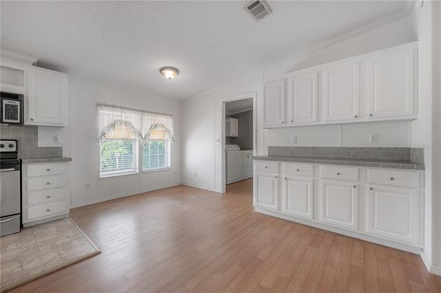 16048 BROOKRIDGE BOULEVARD, Brooksville, FL 34613