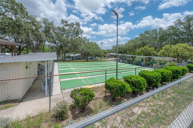 16048 BROOKRIDGE BOULEVARD, Brooksville, FL 34613