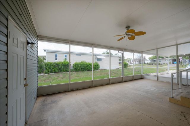 16048 BROOKRIDGE BOULEVARD, Brooksville, FL 34613