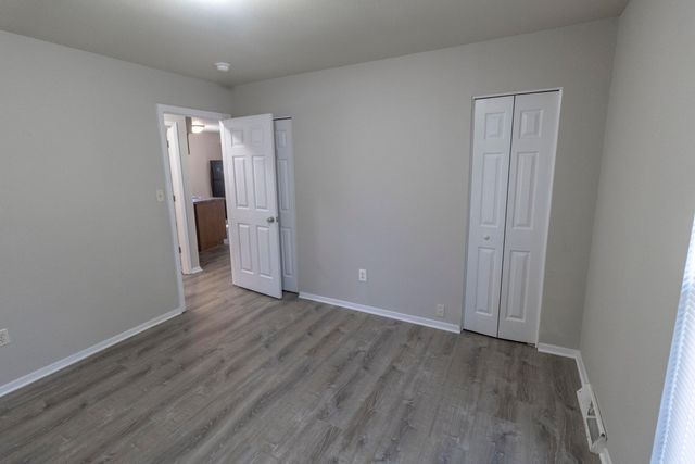 207 N WEST BLVD, Columbia, MO 65203