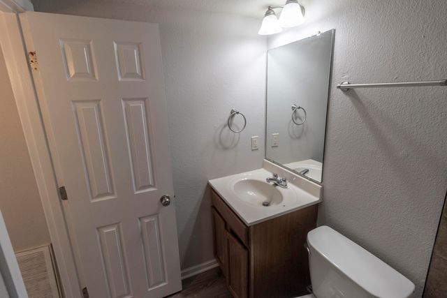 207 N WEST BLVD, Columbia, MO 65203