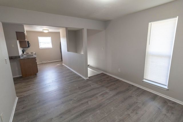 207 N WEST BLVD, Columbia, MO 65203