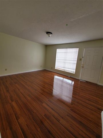 7400 Bissonnet Street 1623, Houston, TX 77074