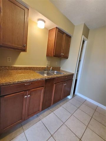 7400 Bissonnet Street 1623, Houston, TX 77074