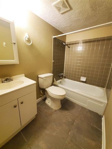7400 Bissonnet Street 1623, Houston, TX 77074