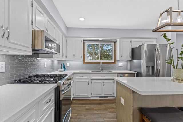 4857 Alcyn DRIVE, Racine, WI 53402