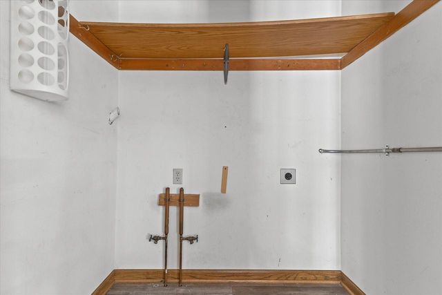 4857 Alcyn DRIVE, Racine, WI 53402