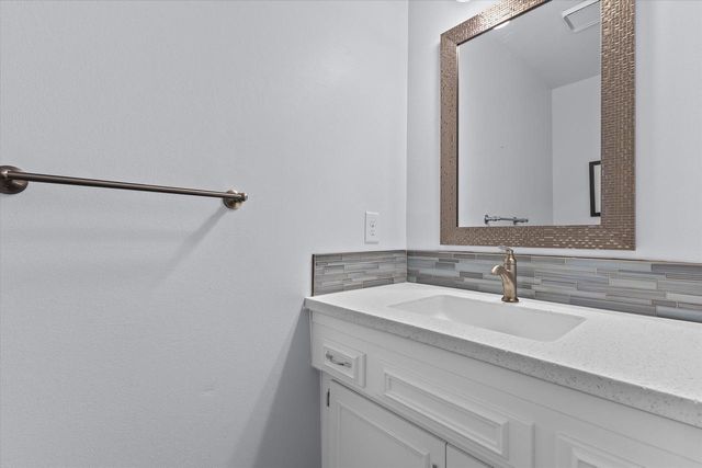 4857 Alcyn DRIVE, Racine, WI 53402