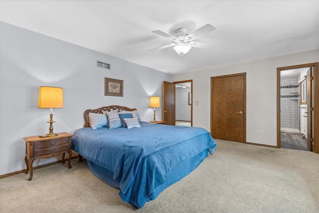 4857 Alcyn DRIVE, Racine, WI 53402