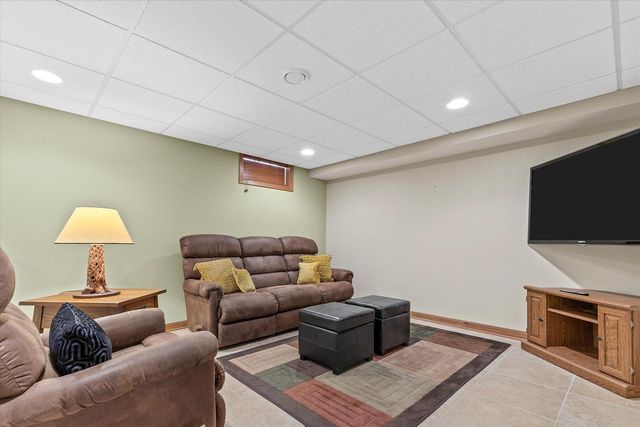 4857 Alcyn DRIVE, Racine, WI 53402