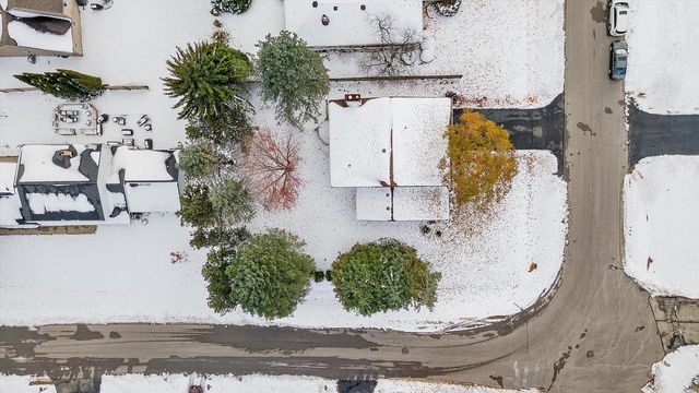 4857 Alcyn DRIVE, Racine, WI 53402