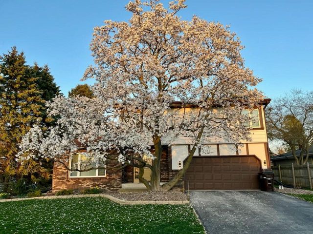 4857 Alcyn DRIVE, Racine, WI 53402