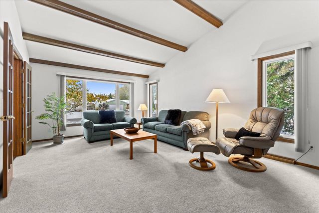 4857 Alcyn DRIVE, Racine, WI 53402