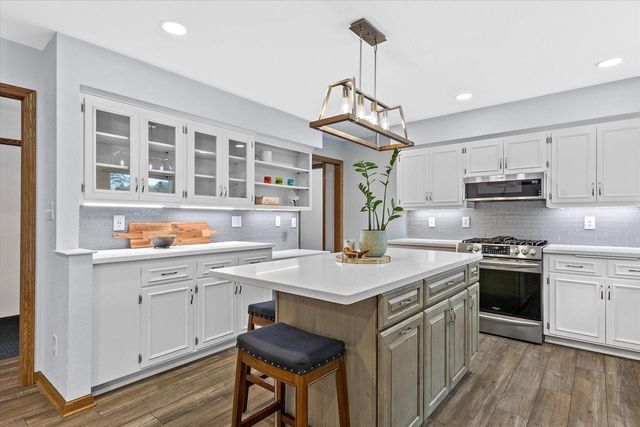 4857 Alcyn DRIVE, Racine, WI 53402