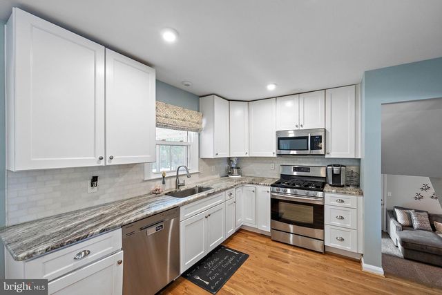 1010 GRAYLYN RD, Wilmington, DE 19803