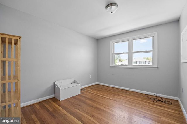 1010 GRAYLYN RD, Wilmington, DE 19803