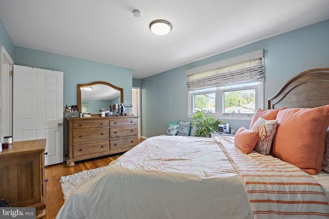 1010 GRAYLYN RD, Wilmington, DE 19803