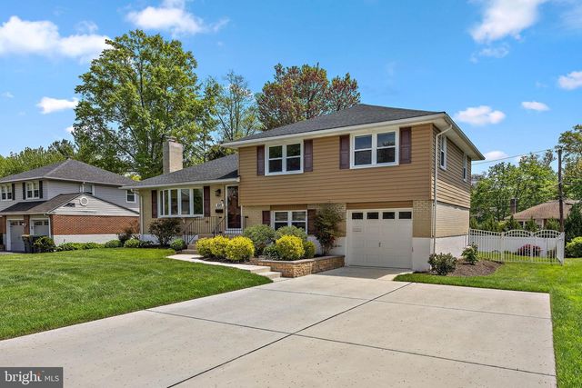 1010 GRAYLYN RD, Wilmington, DE 19803