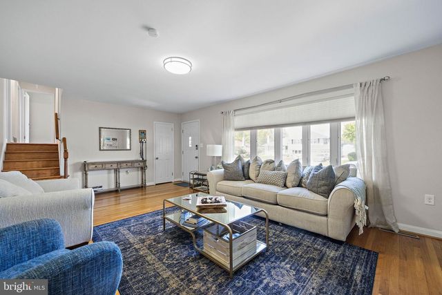 1010 GRAYLYN RD, Wilmington, DE 19803