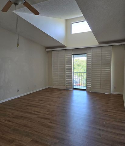 1009 Green Pine Boulevard D3, West Palm Beach, FL 33409