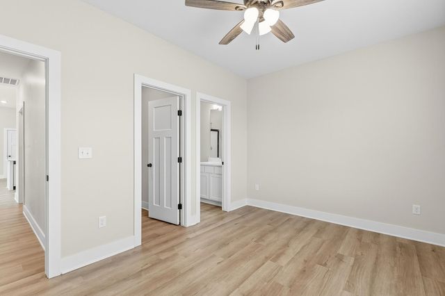 17012-14 W Lawson St Cir, Goddard, KS 67052