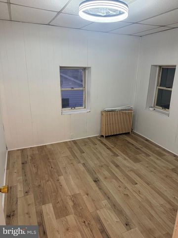 213 E ELM ST, Tamaqua, PA 18252