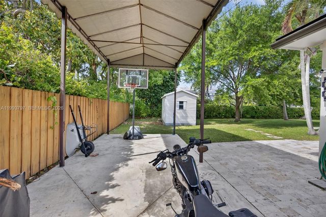 8125 SW 184th Ter, Cutler Bay, FL 33157