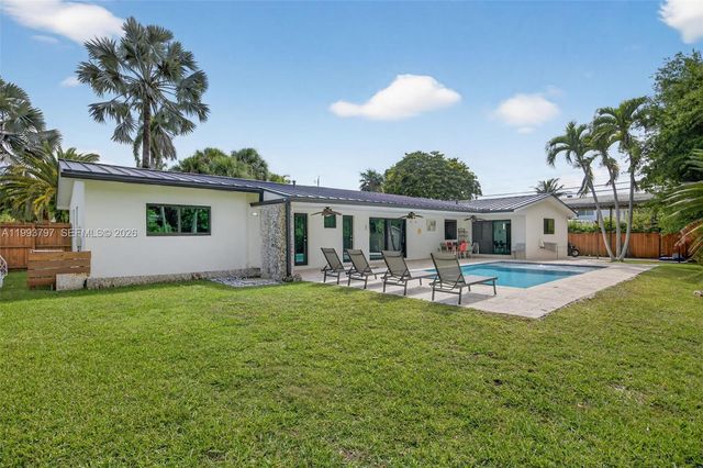 8125 SW 184th Ter, Cutler Bay, FL 33157