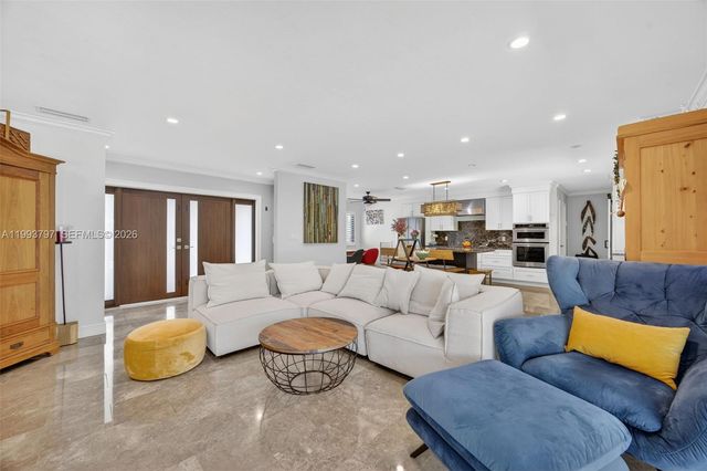 8125 SW 184th Ter, Cutler Bay, FL 33157