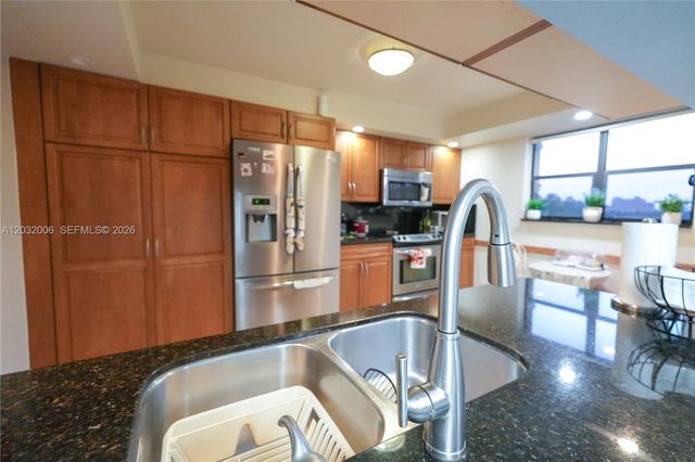 16051 Blatt Boulevard 401, Weston, FL 33326