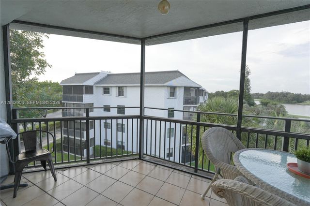 16051 Blatt Boulevard 401, Weston, FL 33326