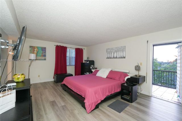 16051 Blatt Boulevard 401, Weston, FL 33326
