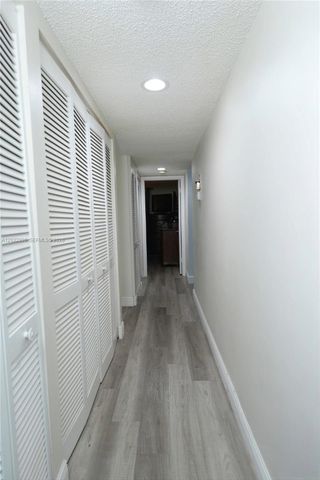 16051 Blatt Boulevard 401, Weston, FL 33326