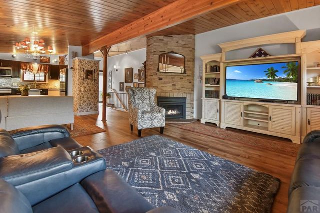 1321 W Abriendo Ave, Pueblo, CO 81004