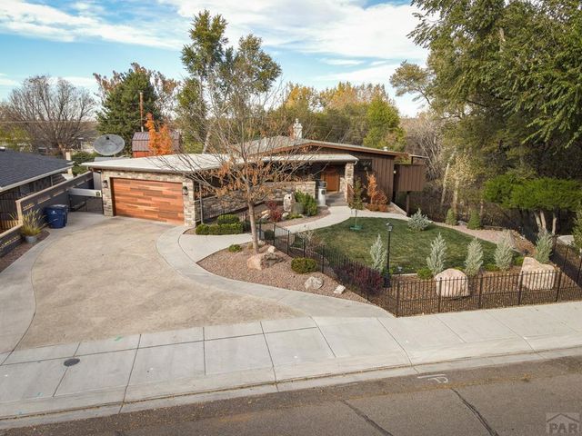 1321 W Abriendo Ave, Pueblo, CO 81004