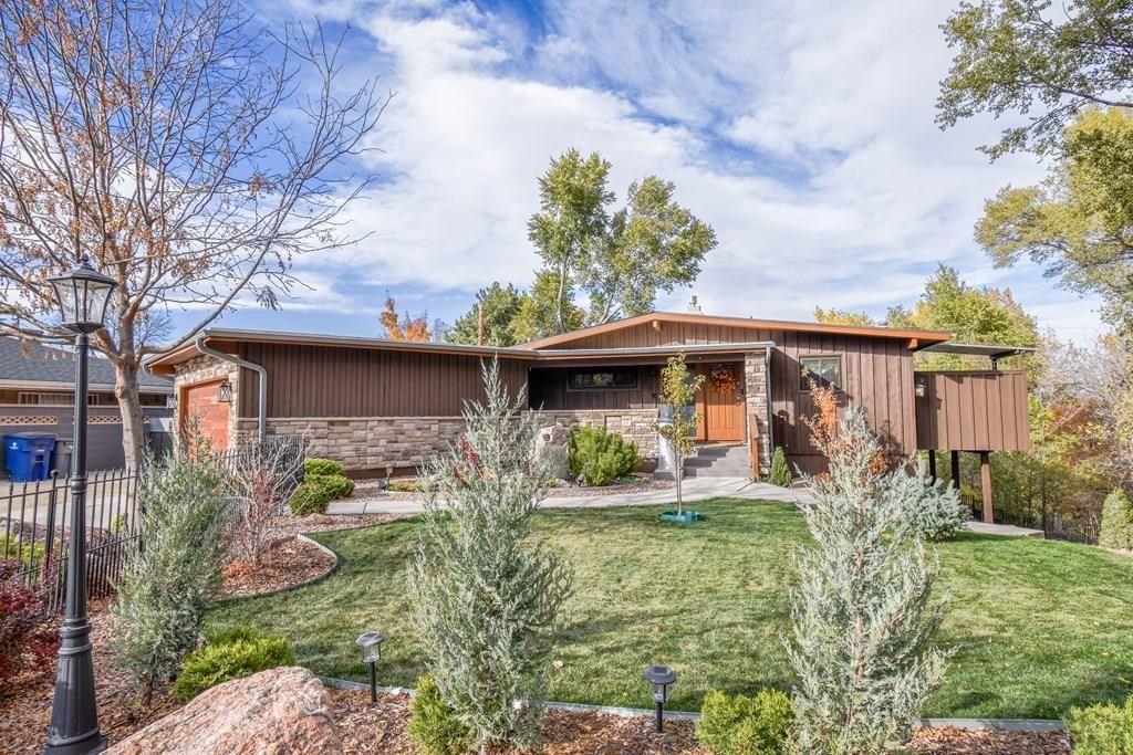 1321 W Abriendo Ave, Pueblo, CO 81004