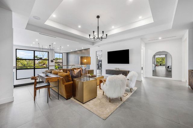 117 Thatch Palm Cove, Boca Raton, FL 33432