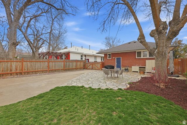 611 E KENSINGTON AVE, Salt Lake City, UT 84105