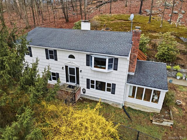 31 Colonel Enoch Drive, Carmel, NY 10512