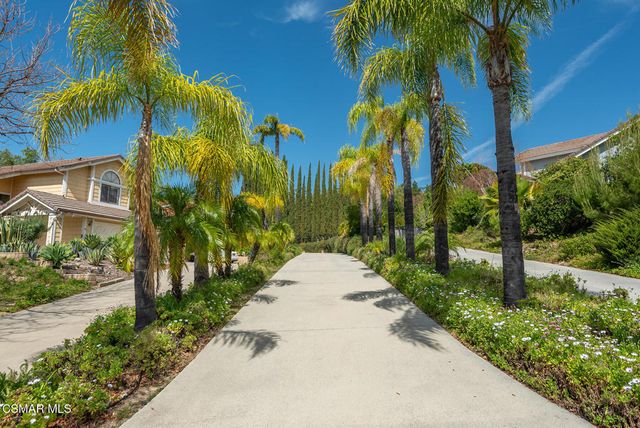 2280 Meadowside Drive, Thousand Oaks, CA 91362