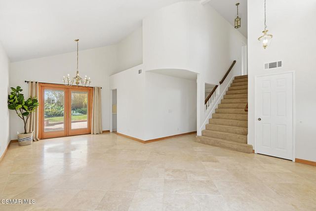 2280 Meadowside Drive, Thousand Oaks, CA 91362