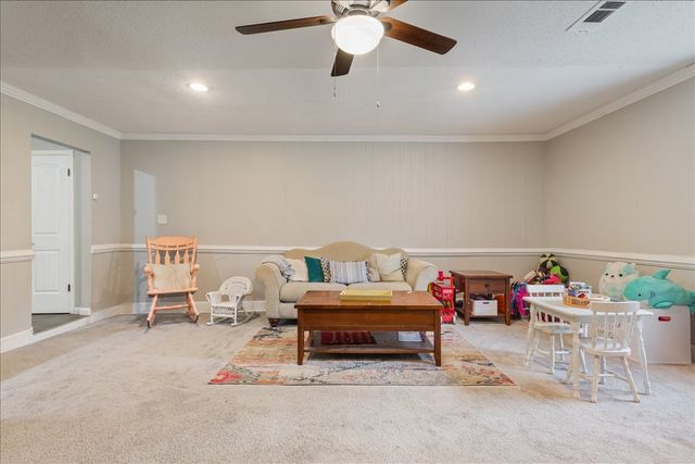 719 Wooded Crest Drive, Woodway, TX 76712