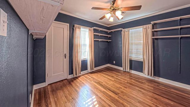 2705 S TAYLOR Street, Amarillo, TX 79109