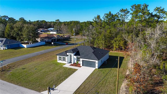 8102 N MALTESE DRIVE, Citrus Springs, FL 34433