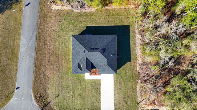 8102 N MALTESE DRIVE, Citrus Springs, FL 34433