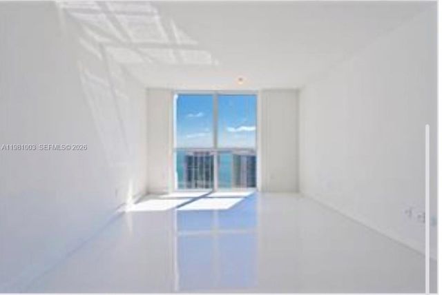 1080 Brickell Ave 4106, Miami, FL 33131