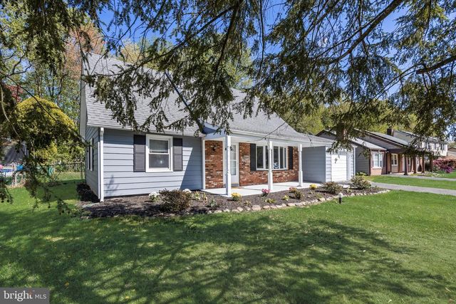 114 EASTBROOK LN, Willingboro, NJ 08046