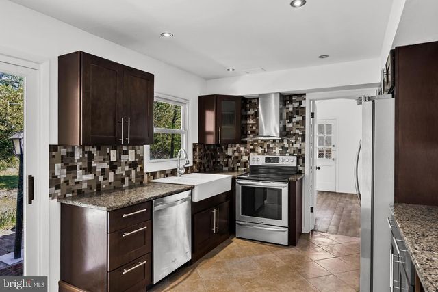 114 EASTBROOK LN, Willingboro, NJ 08046