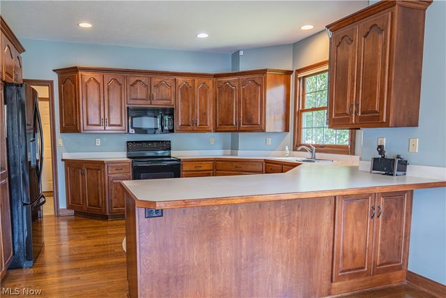 125 Pin Oak Trail, Seville, OH 44273